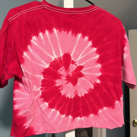 Sugarloaf Cropped Tie-Dye Tee - Picture 4 of 4